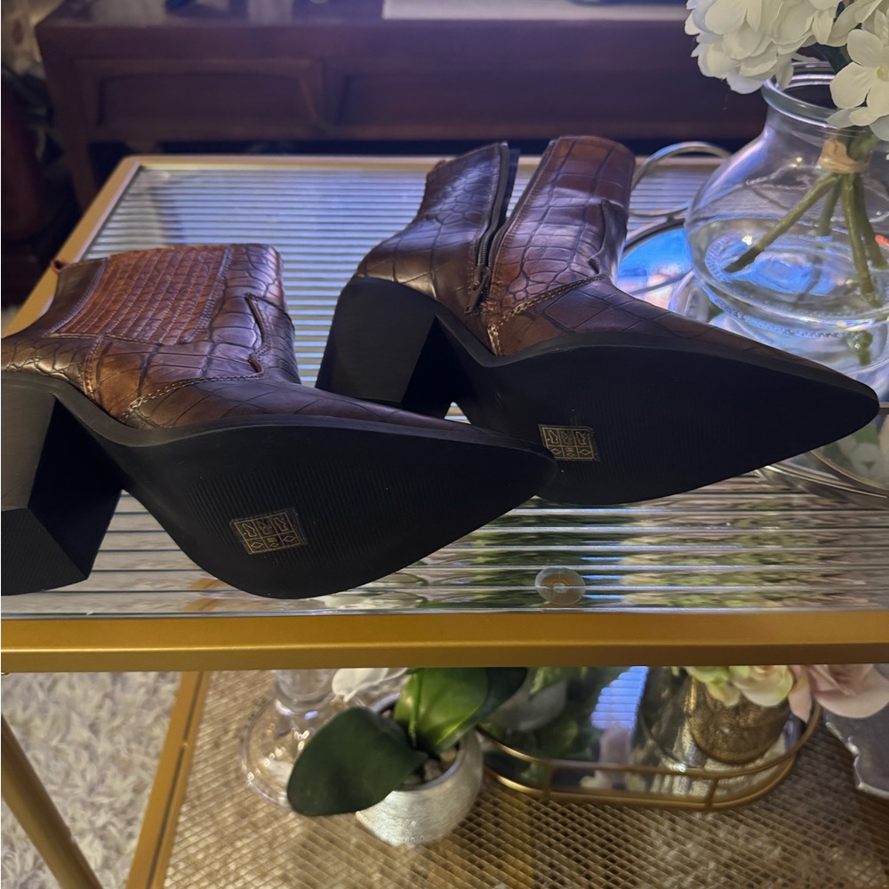 ASOS Women's Textured Brown Heeled Boots - Picture 9 of 14